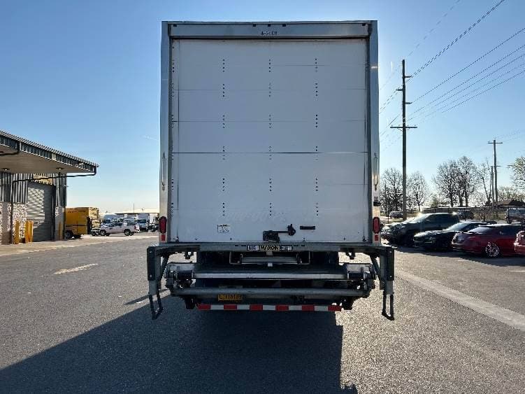 2022 International MV607 Box Truck - 220HP, 6 Speed Automatic, Roll up Door image 7