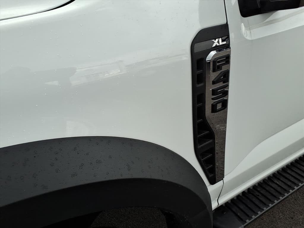 2026 Ford F450 XL SD image 16