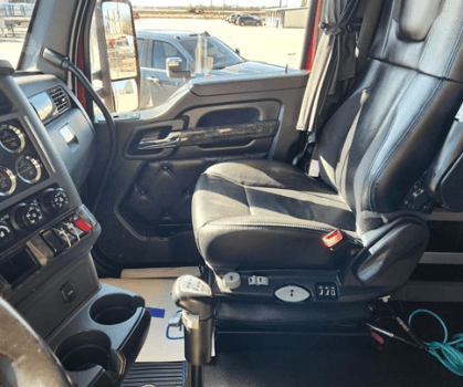2020 Kenworth W990 image 8