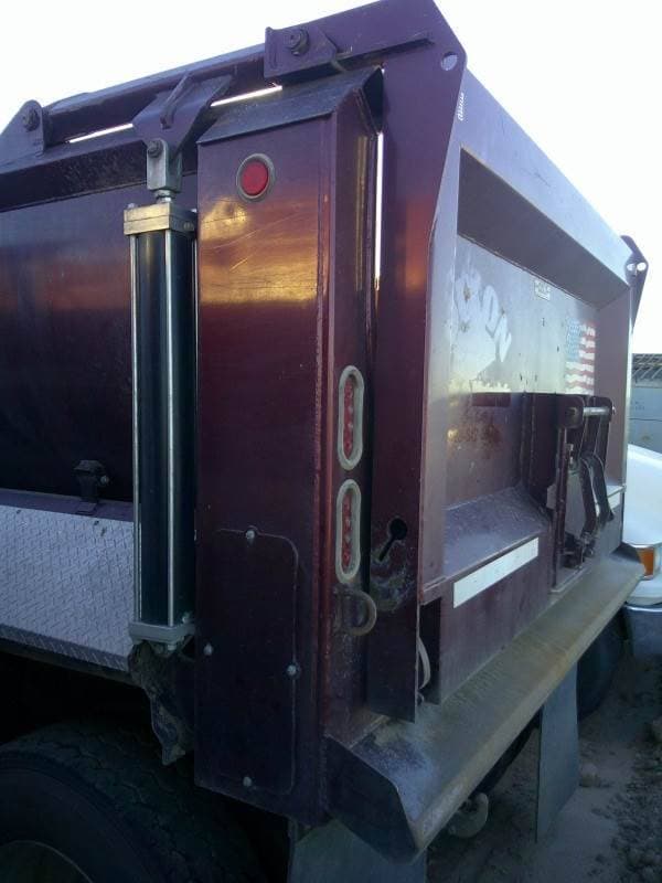 2023 Peterbilt 567 image 6