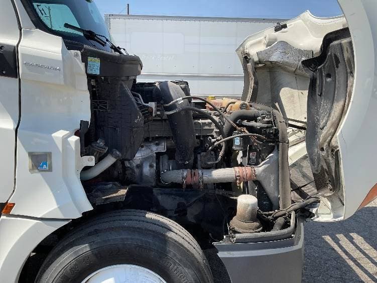 2018 Freightliner Cascadia image 3