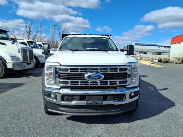 2026 Ford F550 image 5
