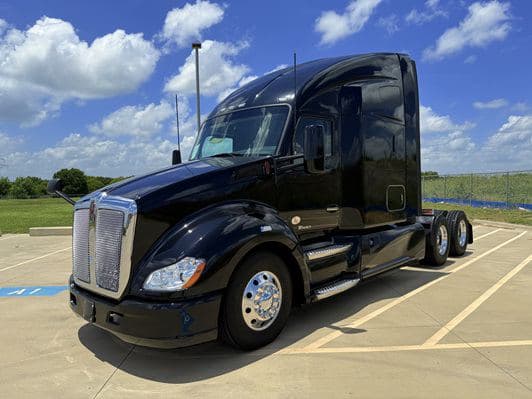 2022 Kenworth T680 image 8
