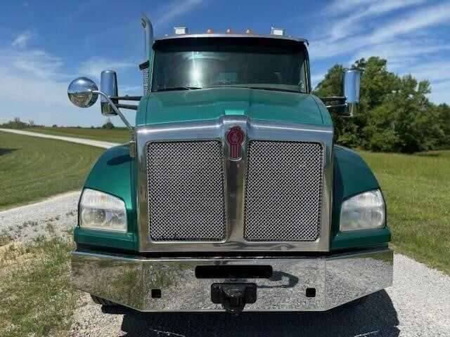 2019 Kenworth T880 image 3