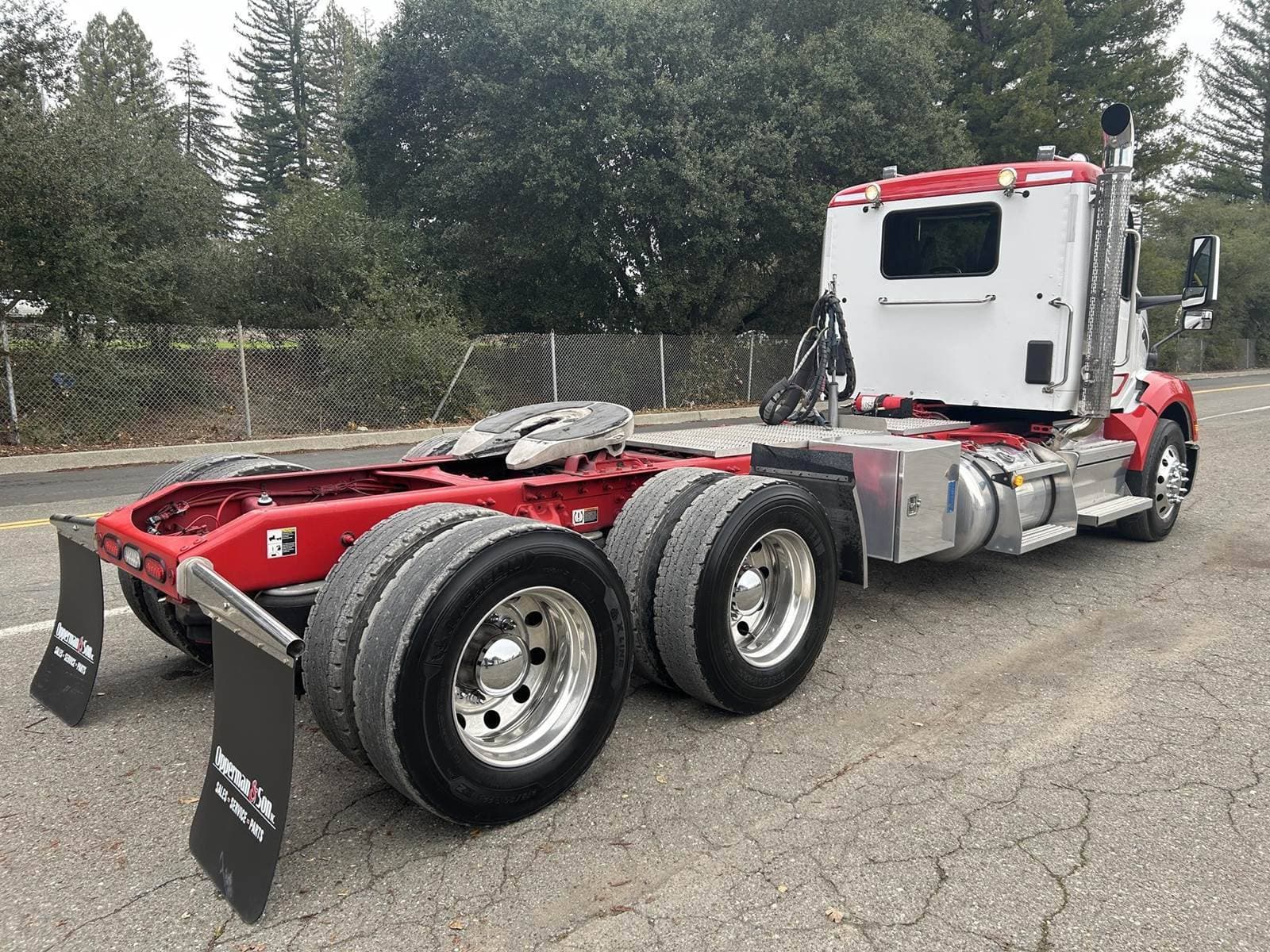 2022 Peterbilt 579 image 8