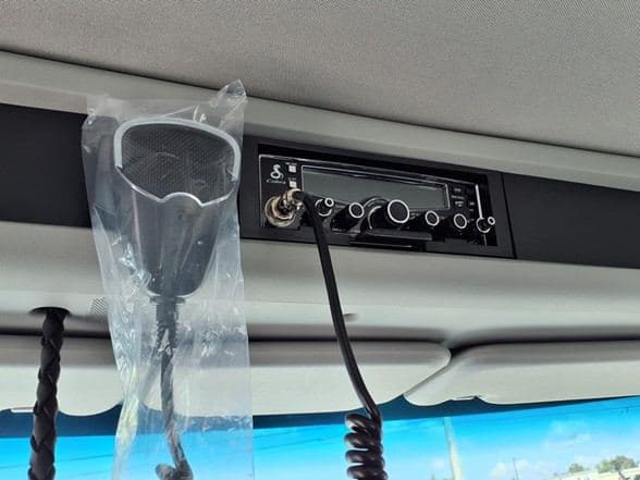 2025 Kenworth T880 image 24