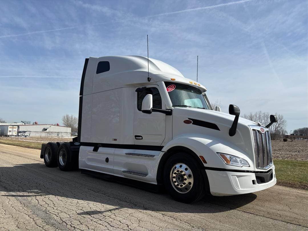 2024 Peterbilt 579 image 6