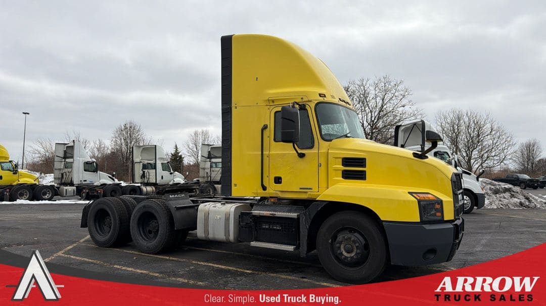 2022 Mack AN64T image 6