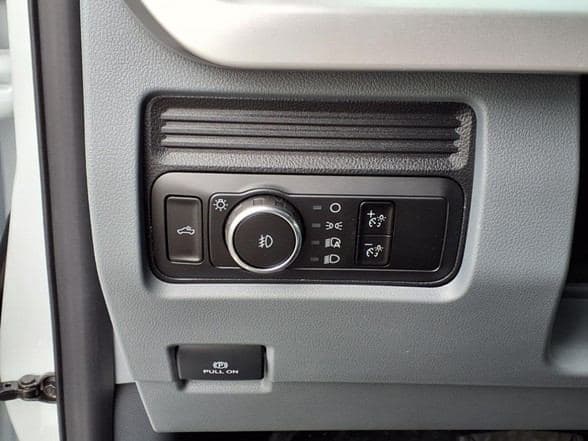 2024 Ford F550 image 21