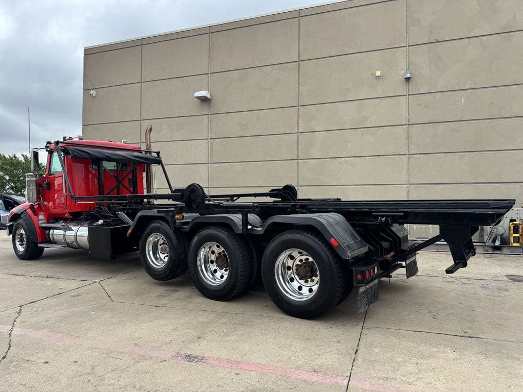 Used 2016 INTERNATIONAL 5900 image 10