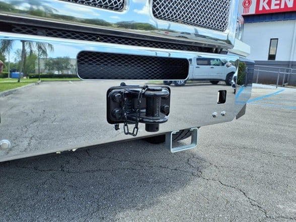 2025 Kenworth T880 image 36