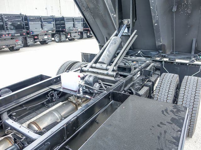 2024 Chevrolet Silverado 5500HD Work Truck 11' Dump Body image 13