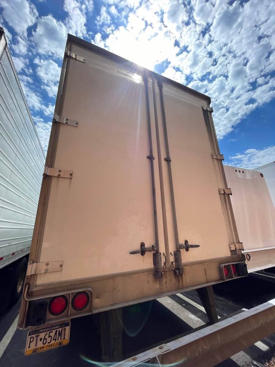 2013 Utility 4000D-X image 3