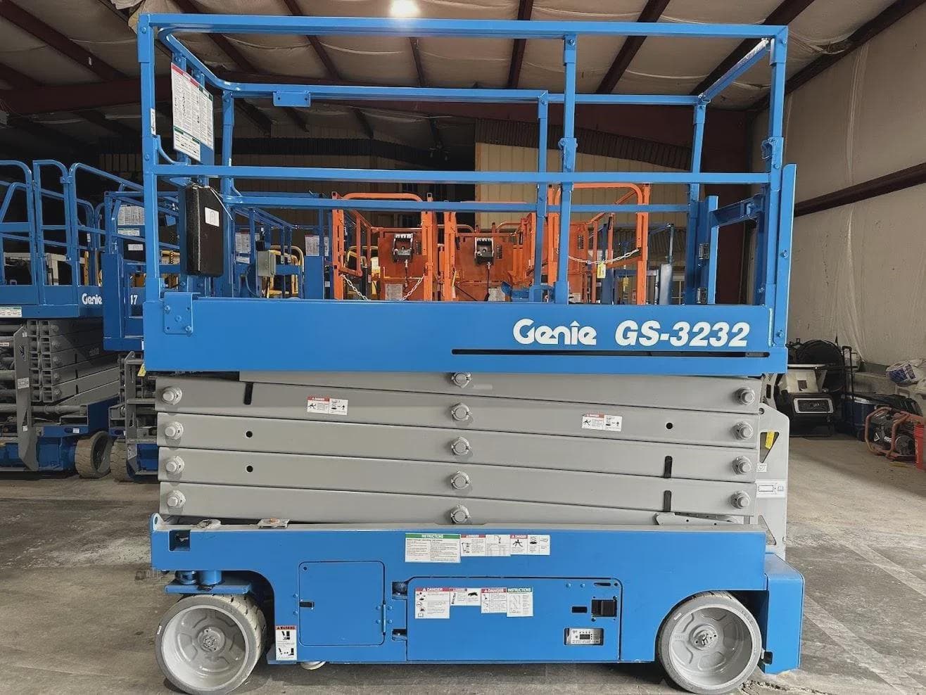 2015 GENIE GS3232 image 1