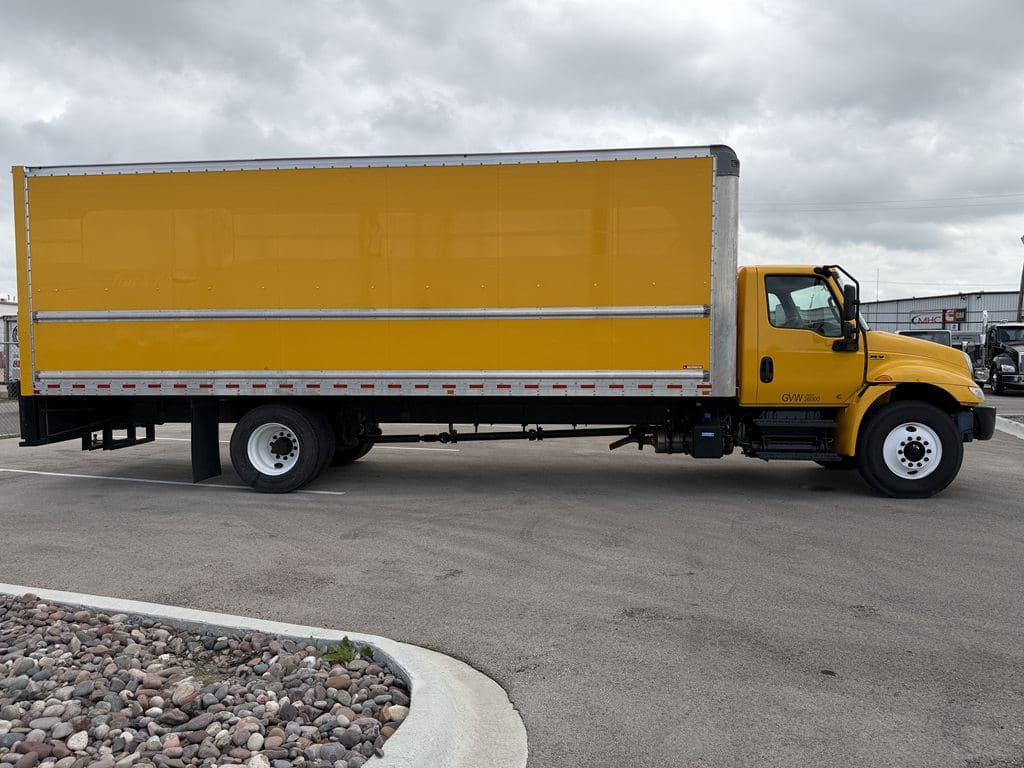 Used 2021 INTERNATIONAL MV607 image 15
