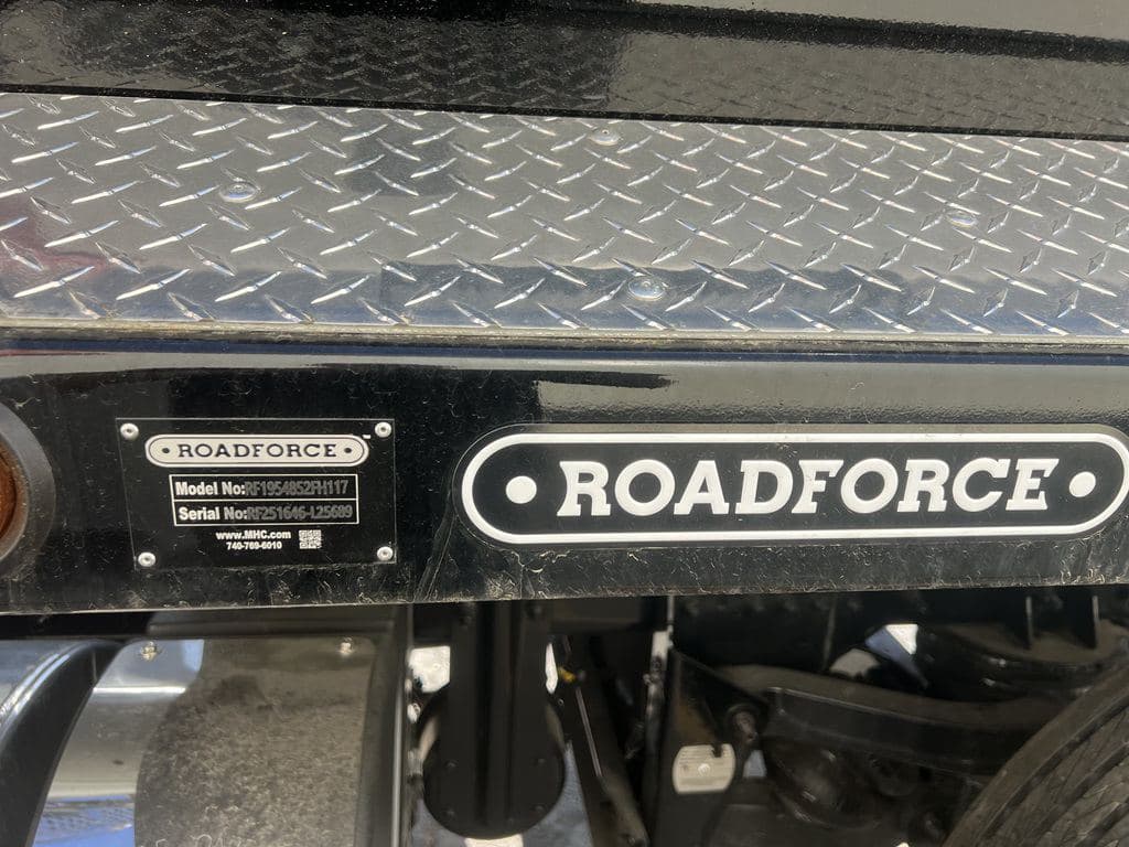 New 2026 KENWORTH T880S image 13