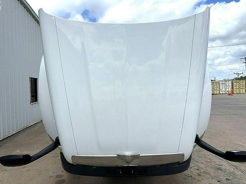 2021 Peterbilt 579 image 13
