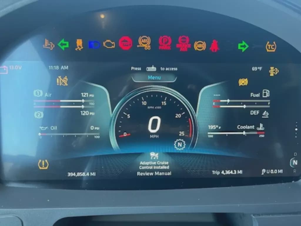 2022 Kenworth T680 image 9