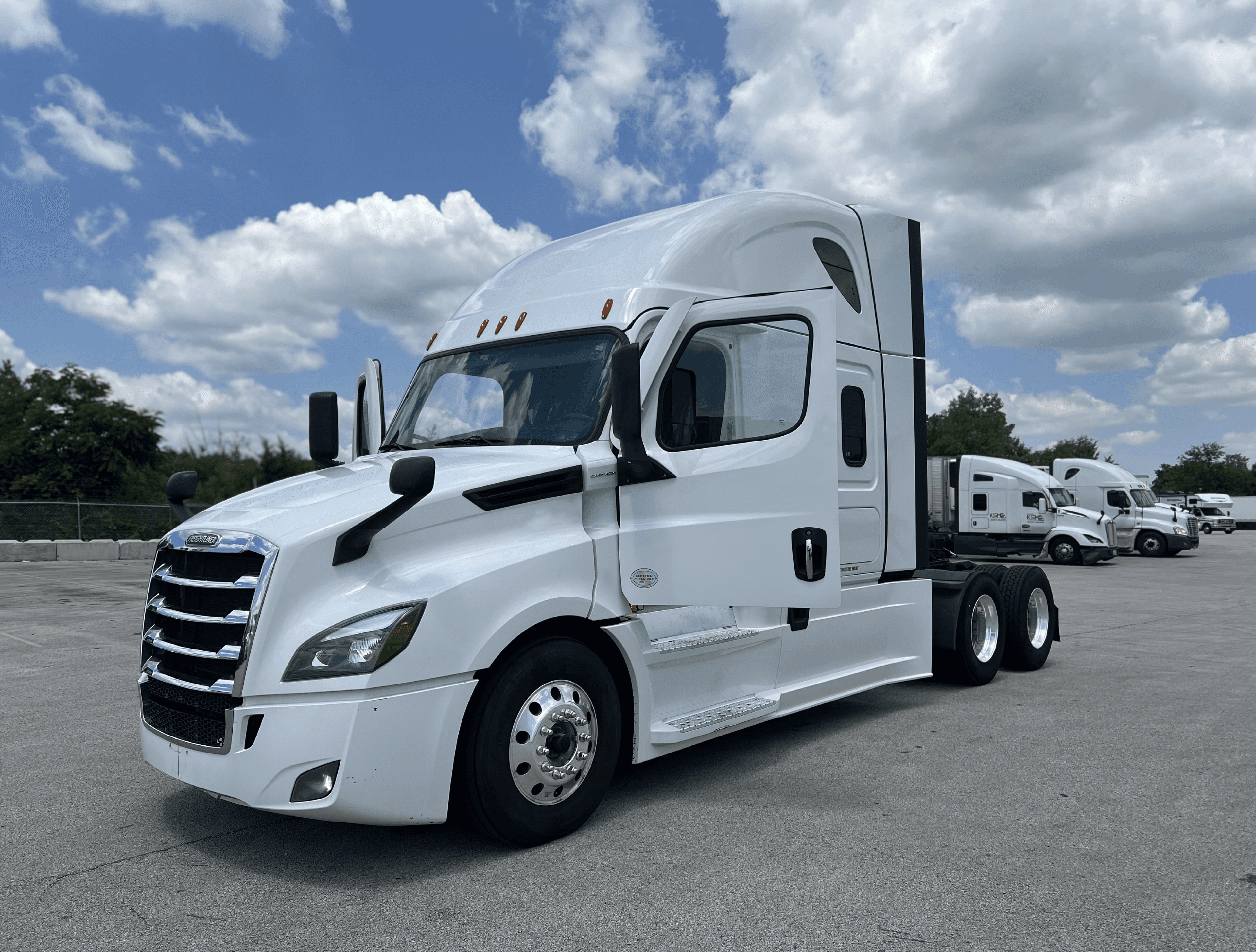 2022 Freightliner Cascadia image 11
