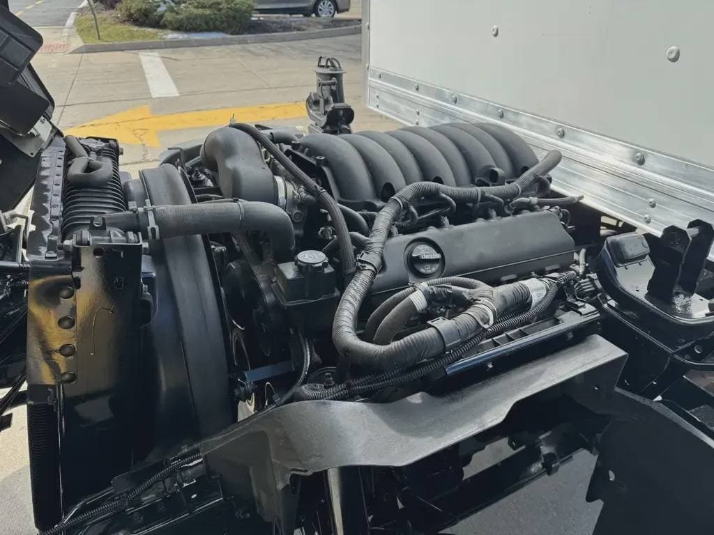 2022 Chevrolet 4500 image 9