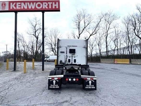 2020 Kenworth T680 image 3