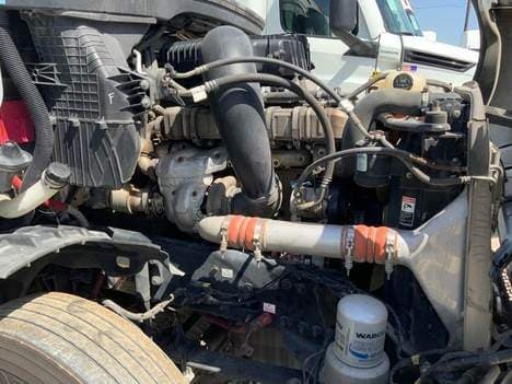 2020 Freightliner Cascadia image 14