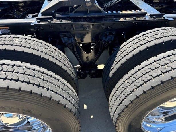 2021 Kenworth W9 Series image 9