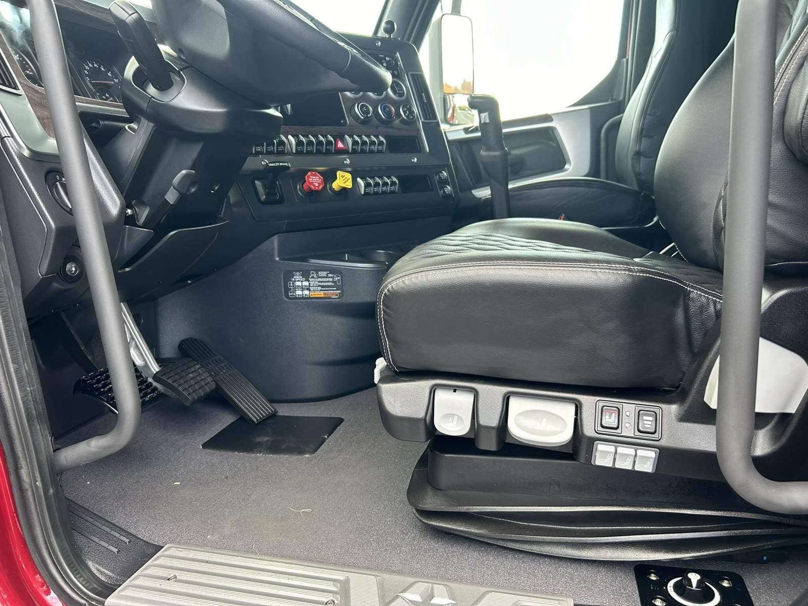 2025 Western Star 49X Chassis image 5
