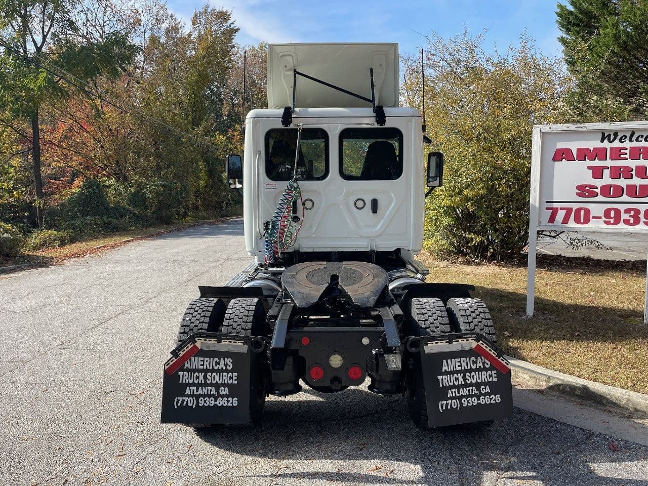 2019 Freightliner Cascadia 125 image 4
