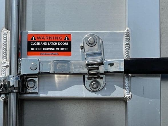 2024 Isuzu NRR image 24