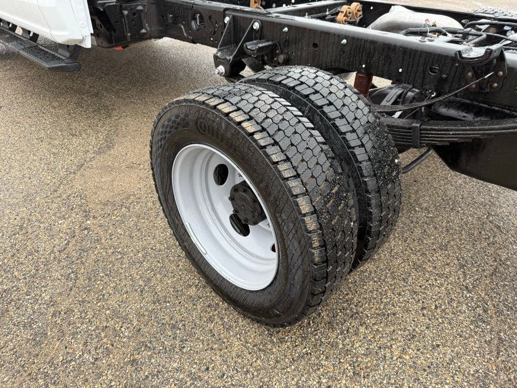 2026 Ford F-450SD XL Dump Truck image 12