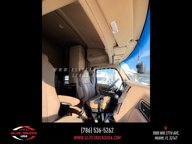 2019 Kenworth T600 image 33
