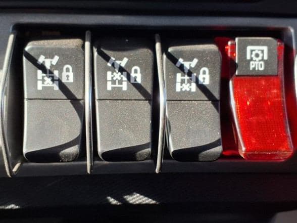 2025 Kenworth T880 image 21