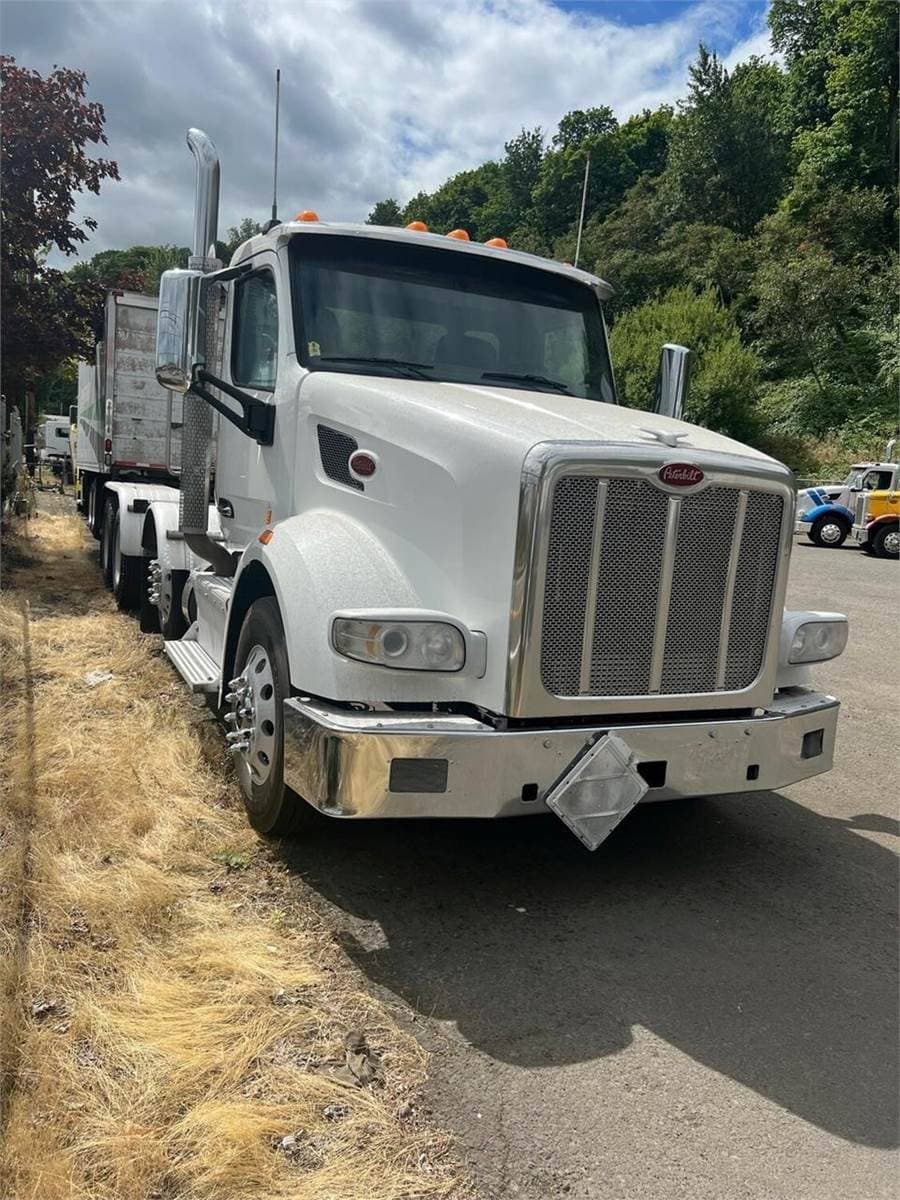 2017 Peterbilt 567 image 5