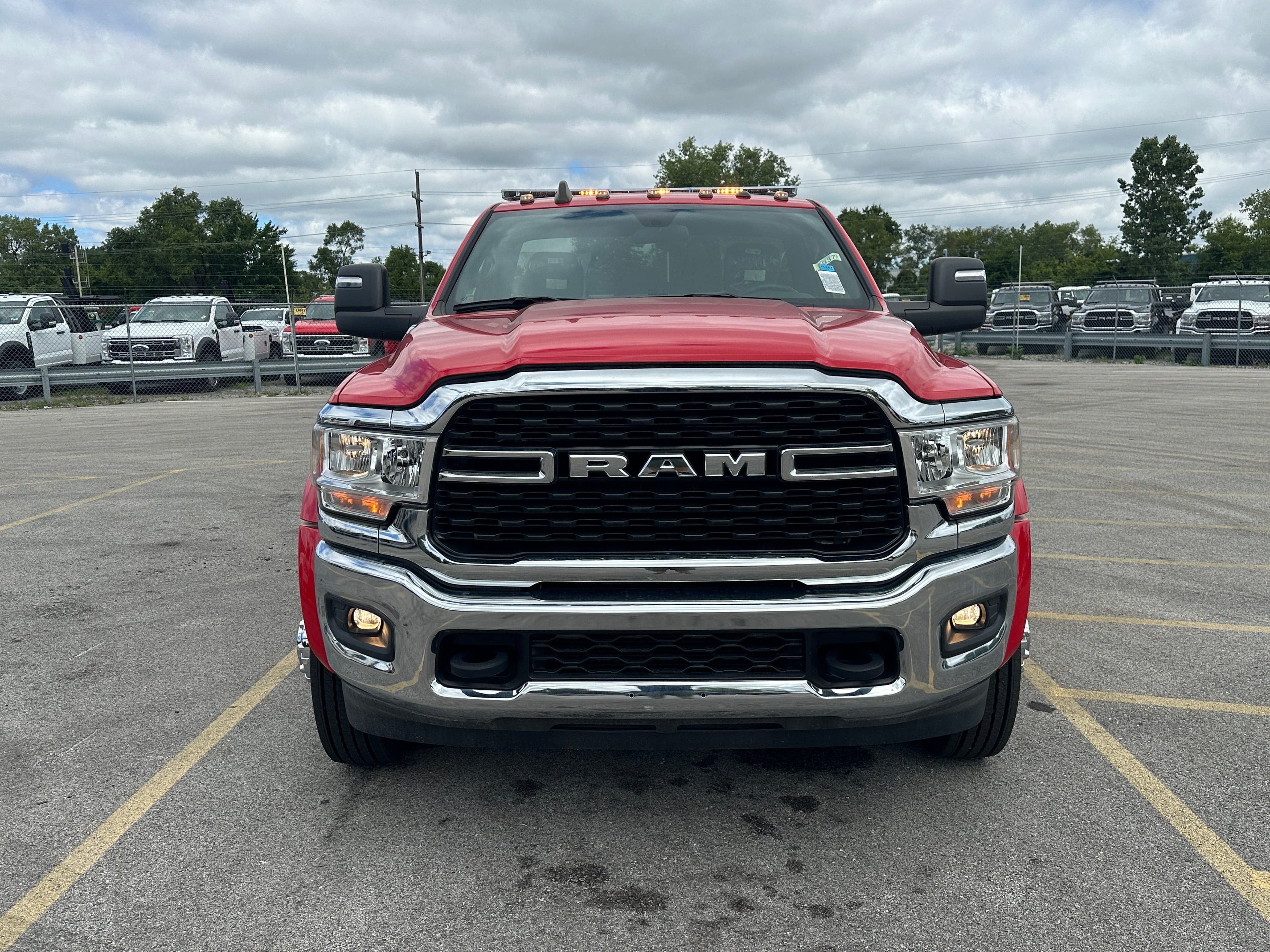 2024 Ram 5500 Chassis SLT WITH A CENTURY 19.5' STEEL CARRIER  (SK#: 5937C)  image 8