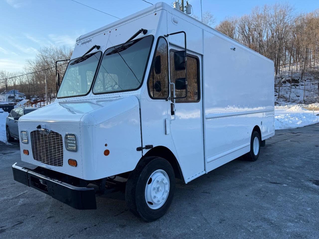 2021 Freightliner MT45 image 10