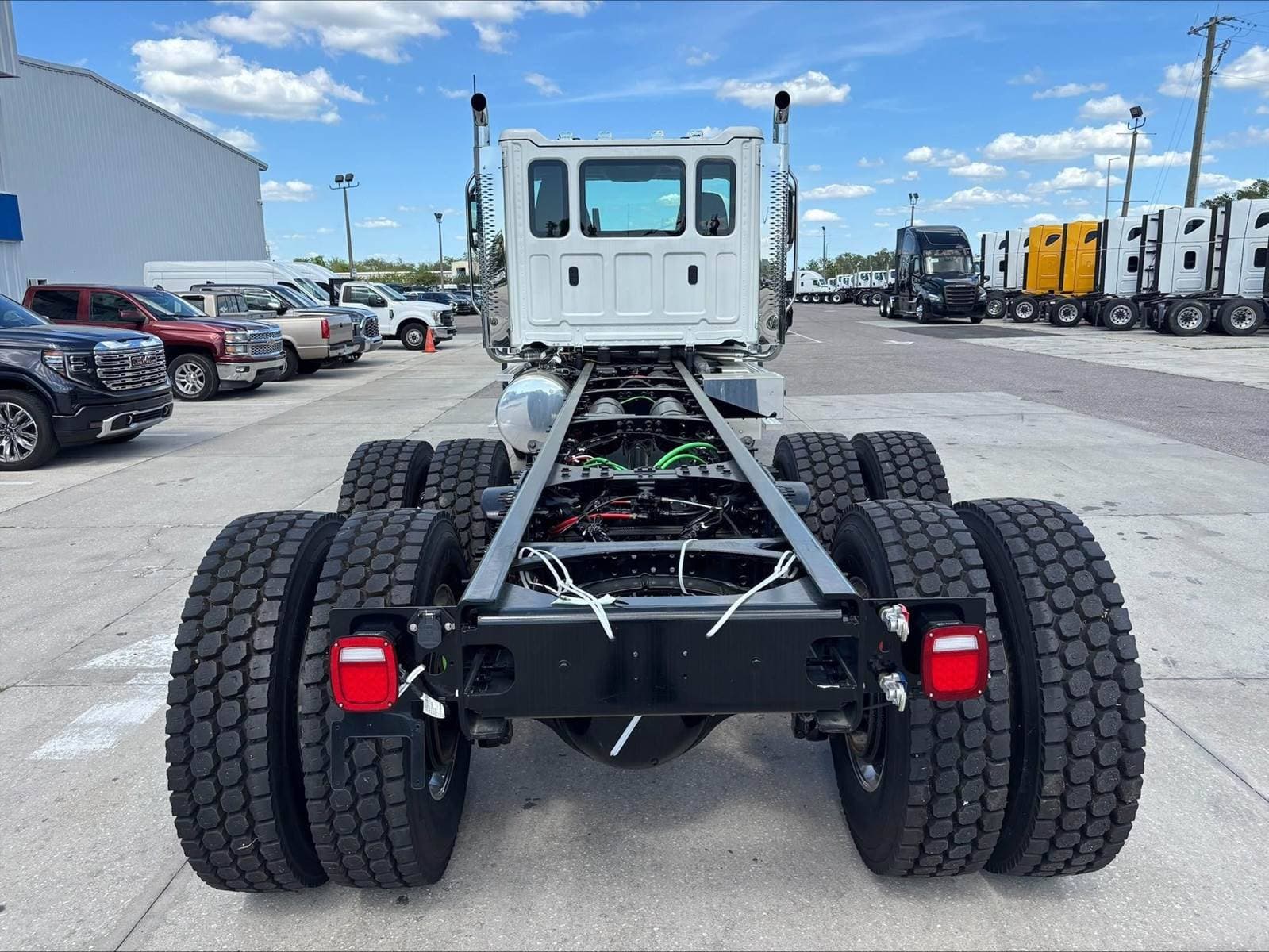 2026 Western Star 49X Chassis image 3