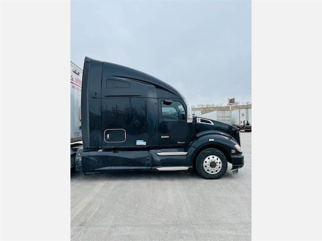 2019 Kenworth T680 image 3