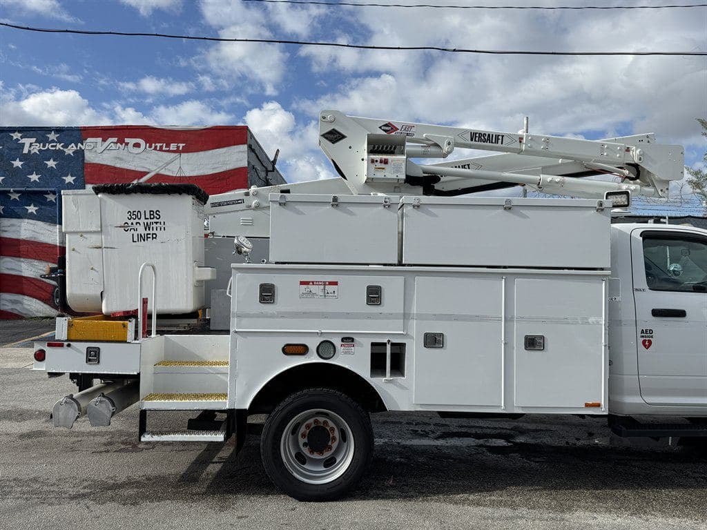 2017 RAM 5500 image 16