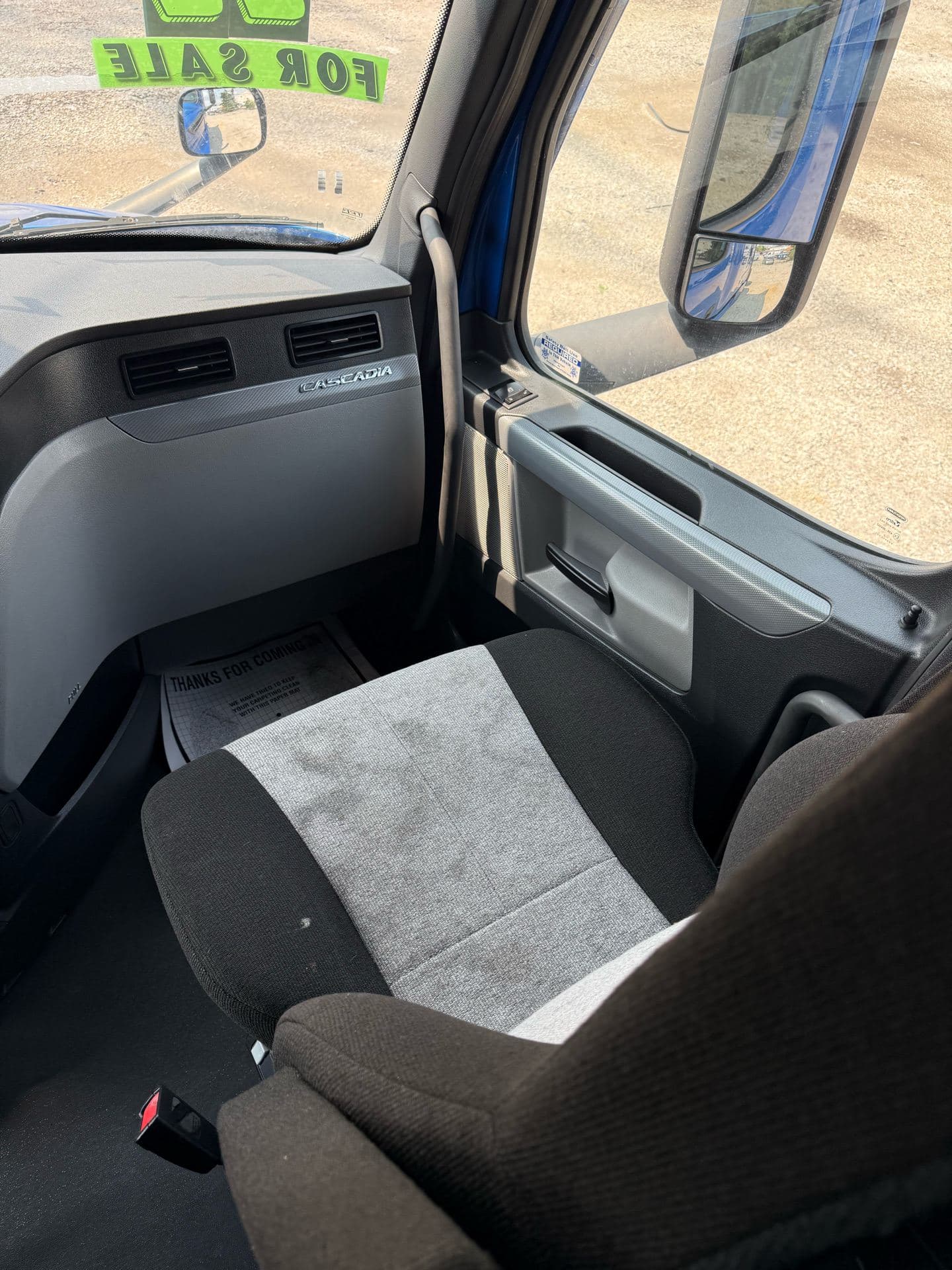 2022 Freightliner - 417k - 13k Hours - 455 HP image 21