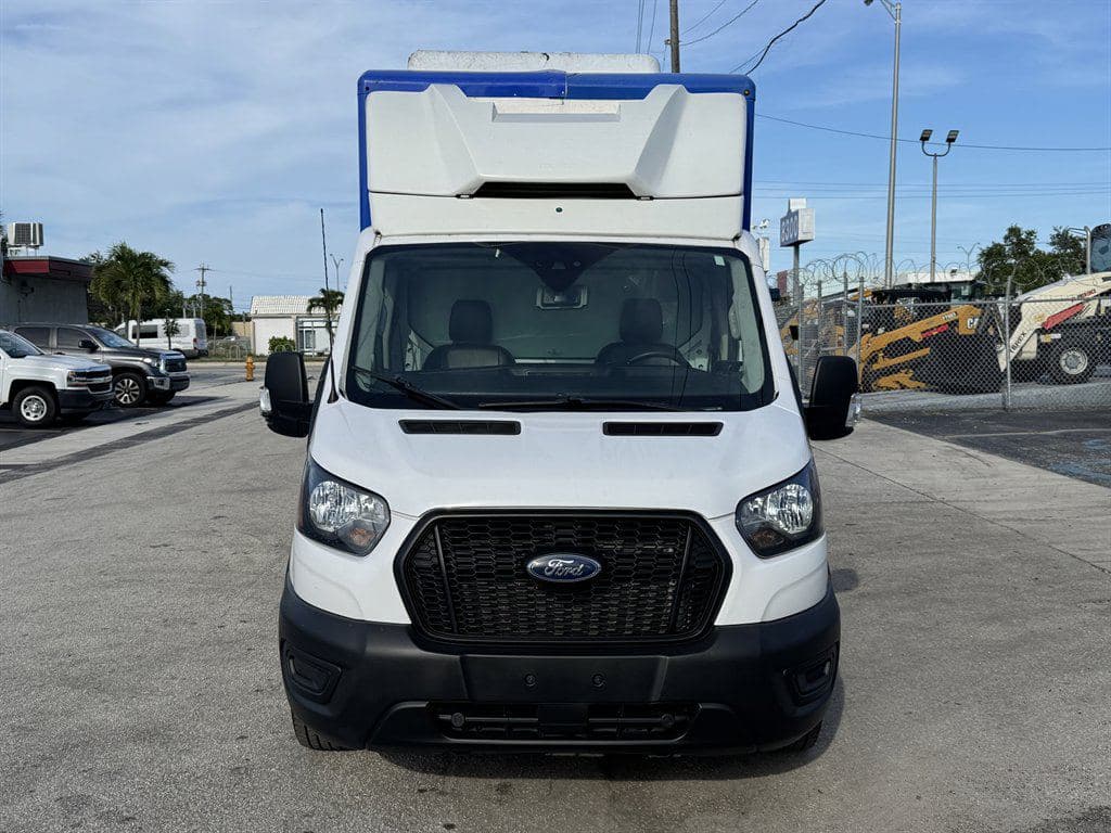 2023 Ford Transit T-350 image 2