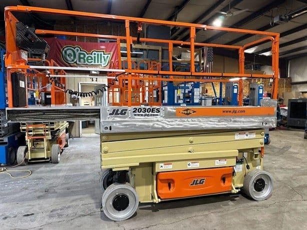 2014 JLG 2030ES image 8