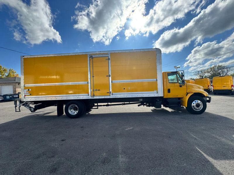 2019 International 4300 image 6