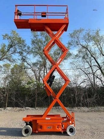 2015 JLG 2032ES image 4