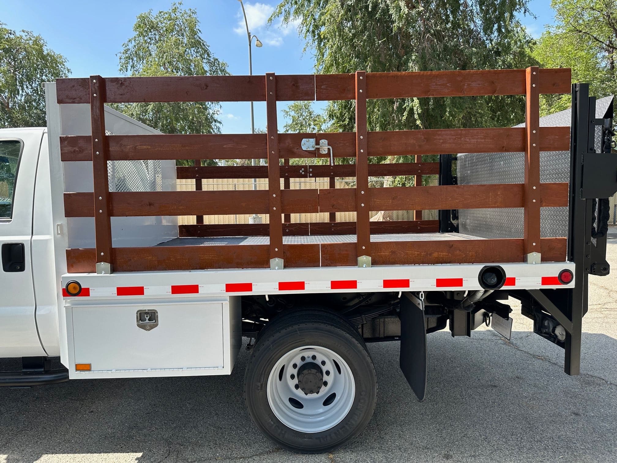 2009 FORD F450 SD Satke Bed with Liftgate 13398 image 15