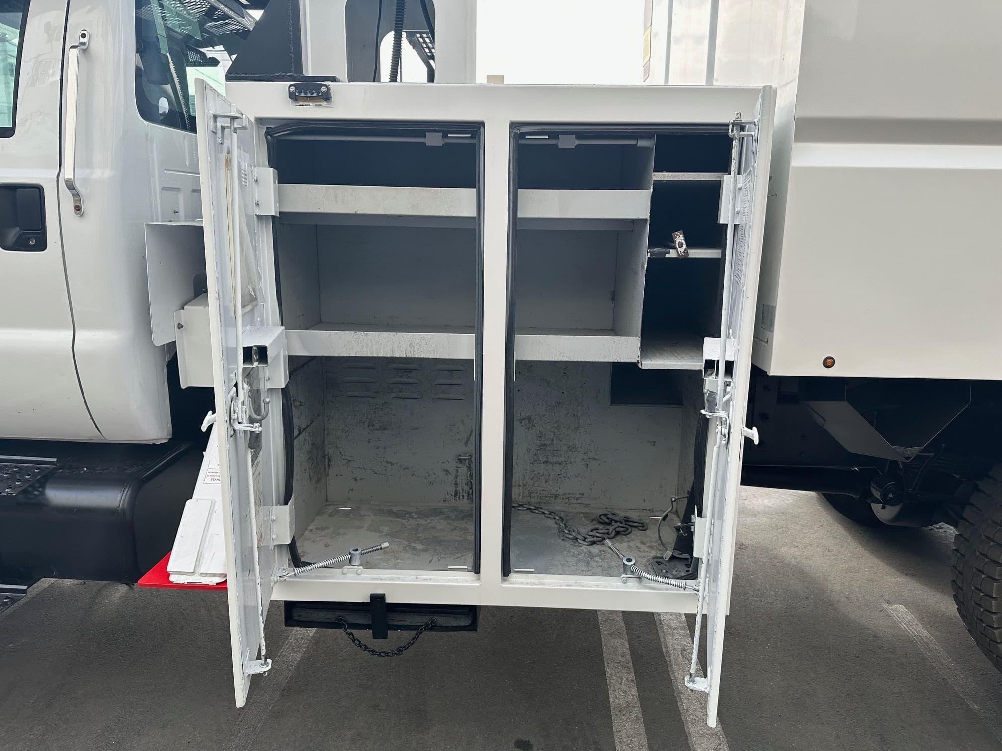 2010 Ford F-750 Forestry Tree Truck image 26