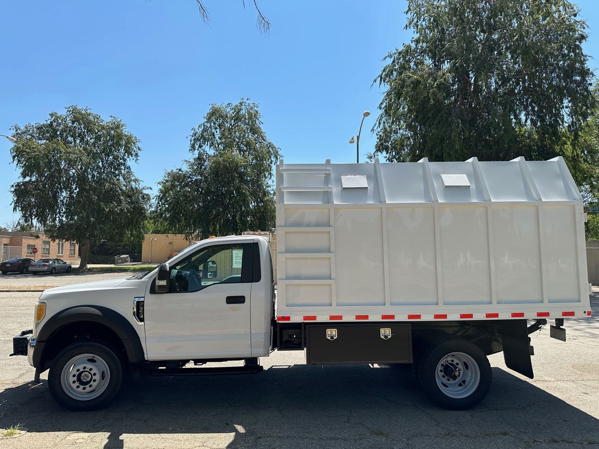 2017 FORD F550 SD 4x4 Chipper Dump Truck  13438 image 10