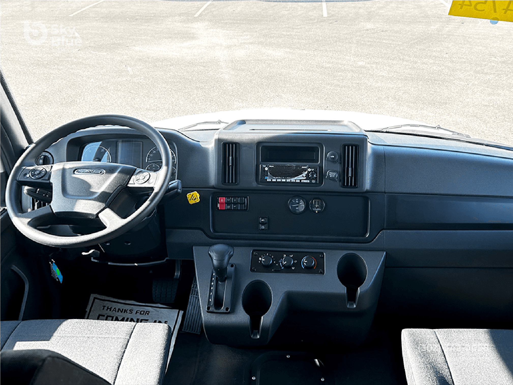 2025 Freightliner M2 image 12