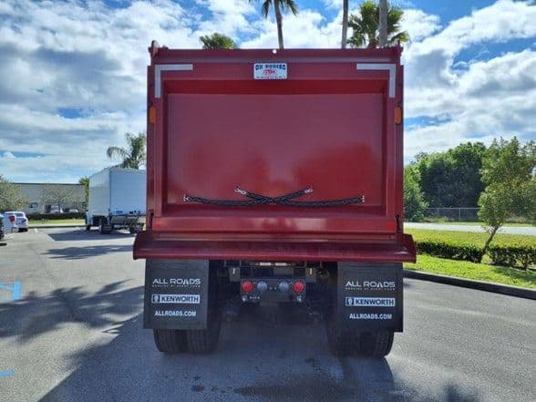 2025 Kenworth T880 image 6