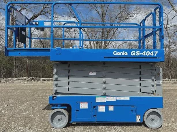 2017 GENIE GS-4047 image 2